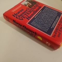 HORSE OWNERS VETERINARY HANDBOOK HARDCOVER FIRST EDITION 1989 GRIFFIN GORE