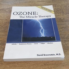 VGC!! Ozone: the Miracle Therapy by David Brownstein (2016, Trade Paperback)