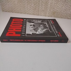 Vintage Photojournalism: The Professionals’ Approach 3rd Ed Kenneth Kobre Book