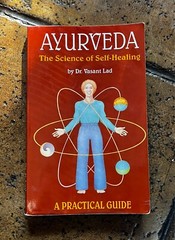 Ayurveda, the Science of Self-Healing : A Practical Guide by Vasant Lad…
