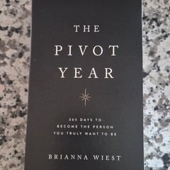 Pivot Year by Brianna Wiest (2023, Trade Paperback)