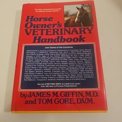 HORSE OWNERS VETERINARY HANDBOOK HARDCOVER FIRST EDITION 1989 GRIFFIN GORE