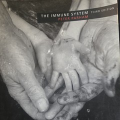 Peter Parham The Immune System 3rd Rev PB Textbook Garland Science Immunology